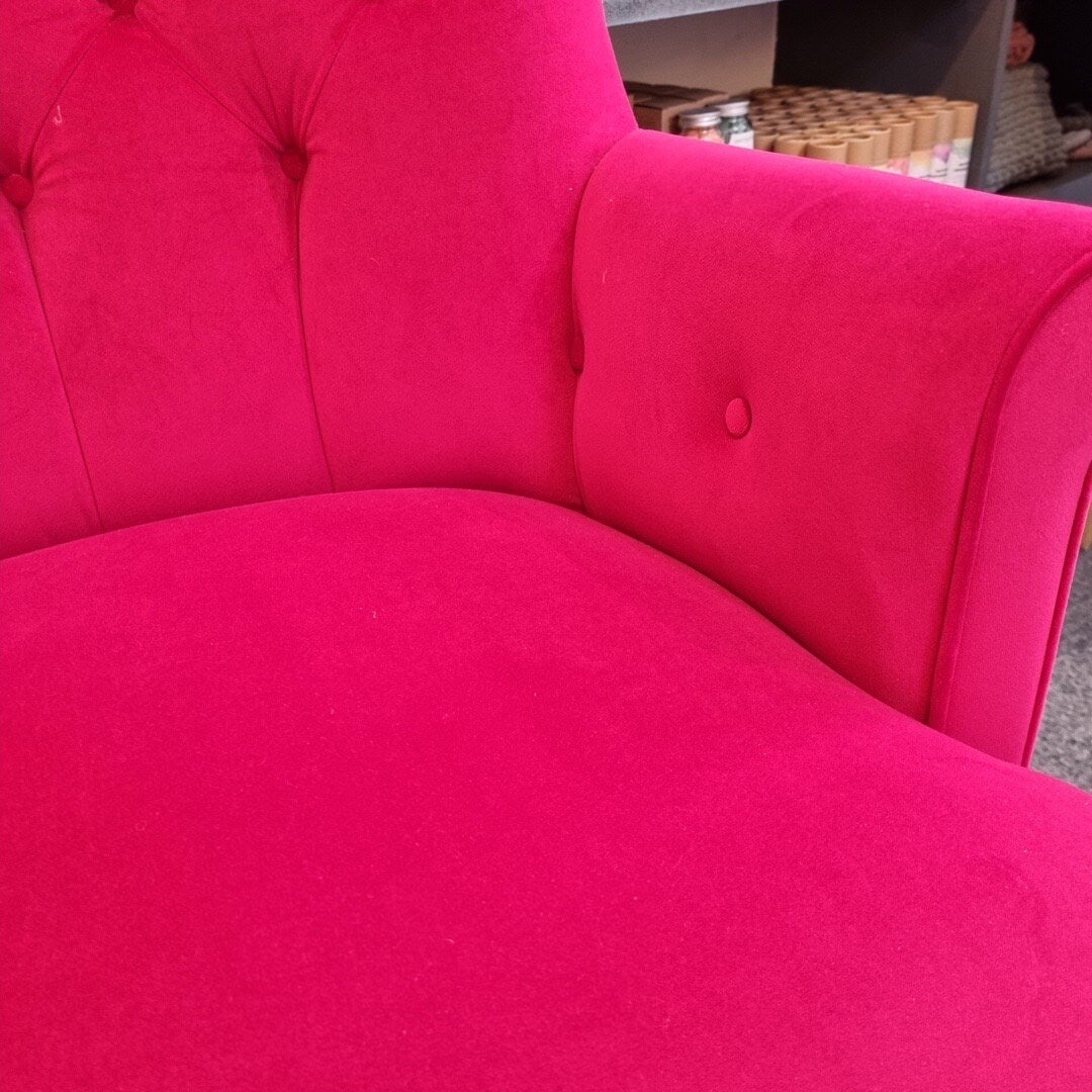 Raspberry velvet chair discount